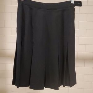 Vintage Anne Taylor pleated mini skirt